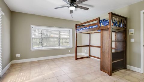 1304 Hi Circle North DR