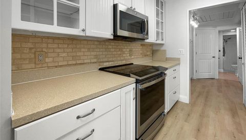 7326 SHEPHERD STREET