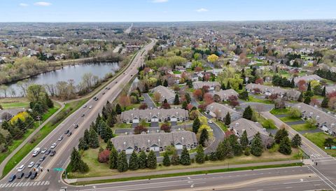 9949 Tamarack Cove