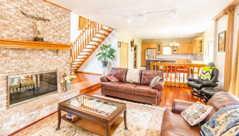 1368 Hunter Circle