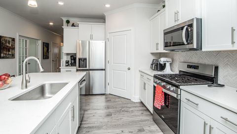 177 Sari St