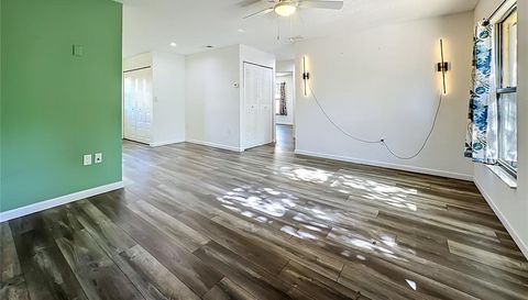 2006 7TH AVENUE W