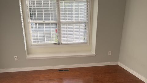 504 Carriage Dr