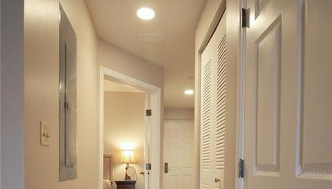 215 W COLLEGE AVENUE