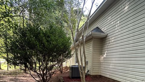 146 Pinebrook Dr