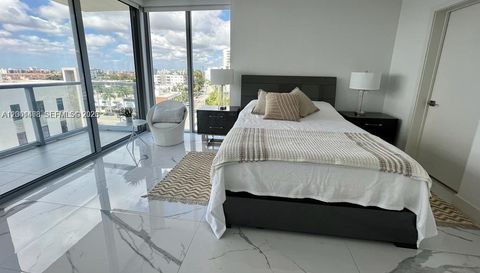 9521 E Bay Harbor Dr