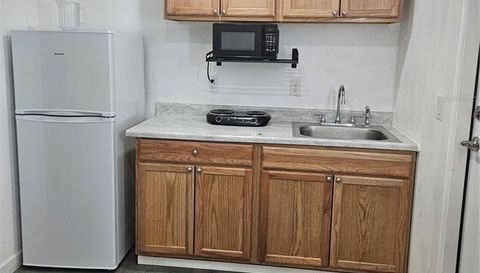 9306 FOREST HILLS DRIVE