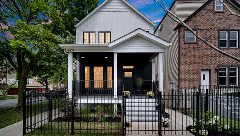 3434 W Palmer Street