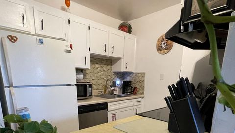 239 S McMullen Booth Rd