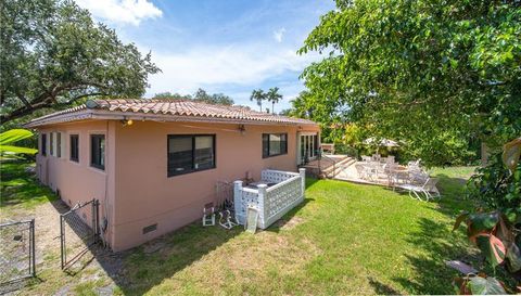 2015 Country Club Prado