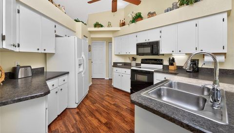 10349 GREENWAY AVENUE