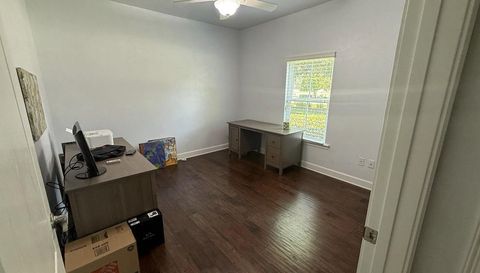 12604 NW 11th Pl