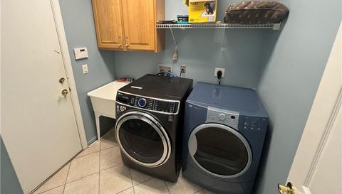 6501 Sandpiper Drive