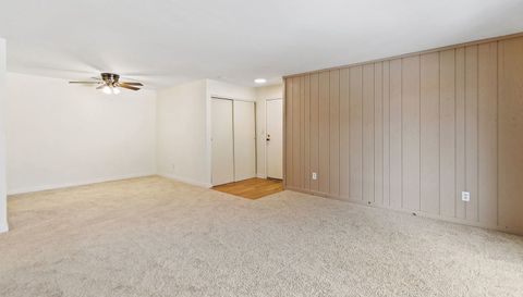 4602 W Northfox Lane