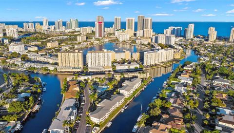 455 Paradise Isle Blvd