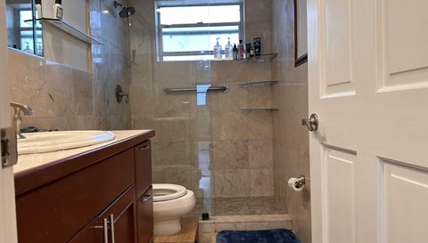 1605 Pennsylvania Ave APT 303