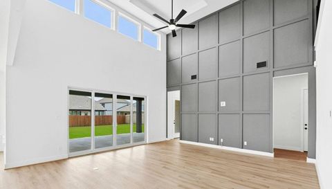 220 Reata Ridge LOOP