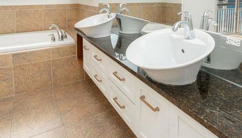 1002 Channelside DRIVE