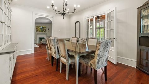 174 Avenida Menendez