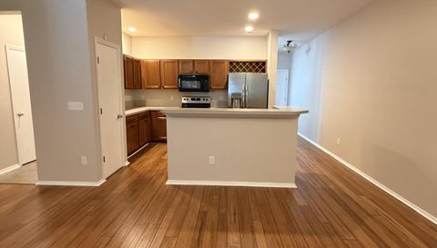 5922 Bartram Village Dr