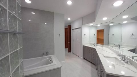 360 GULF OF MEXICO DRIVE