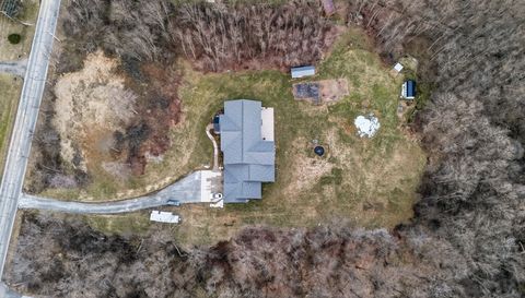 2252 Applegrove St NE