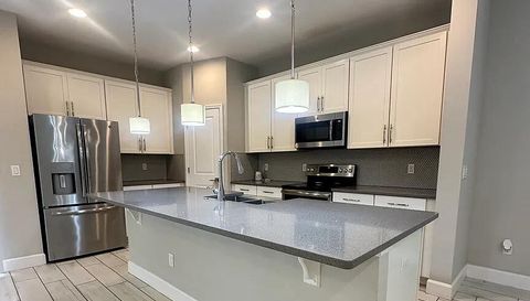 534 LAKE WILDMERE COVE