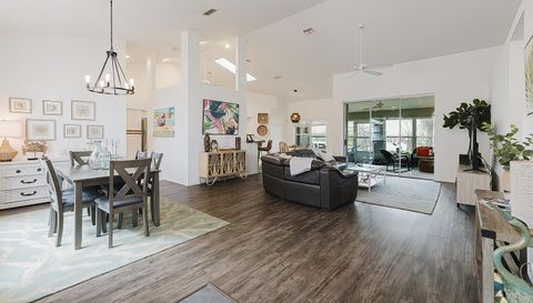 240 N Country Club Dr