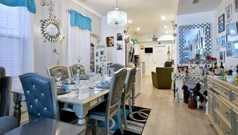 1814 N Sawyer Avenue