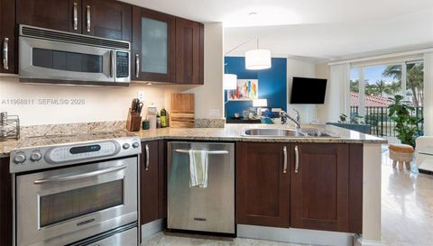 19900 W Country Club Dr