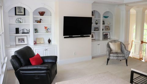 4687 Eagle Pointe Ct