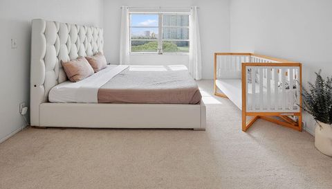 300 Diplomat Pkwy APT 601