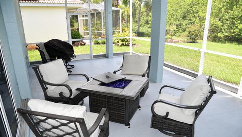 1884 Coconut Palm Cir