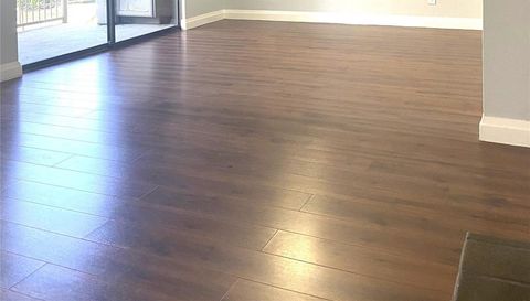 108 World Of Tennis SQ