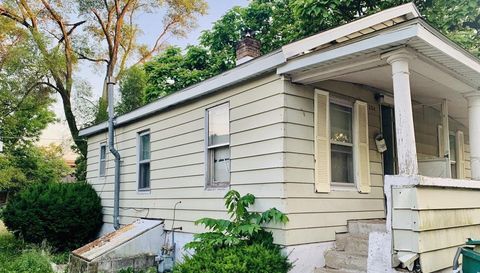 204 Lucas St