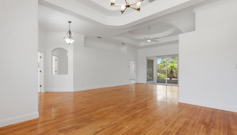 5143 Pompano Rd