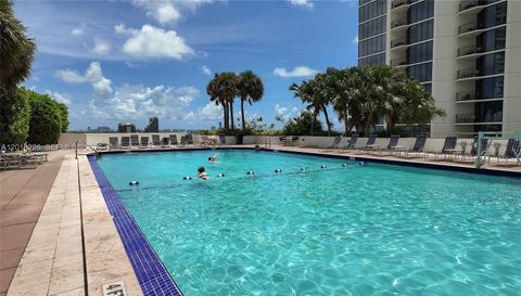 1717 N Bayshore Dr