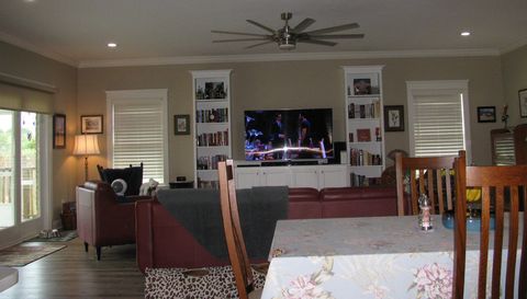 3116 Riviere Du Chien Loop W