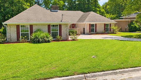 19 E Creekview Dr SW