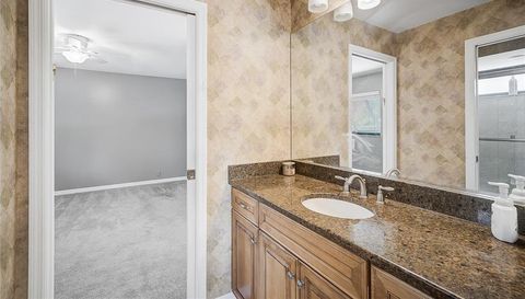 445 Bayshore