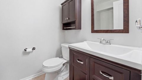 4702 Grenada Point