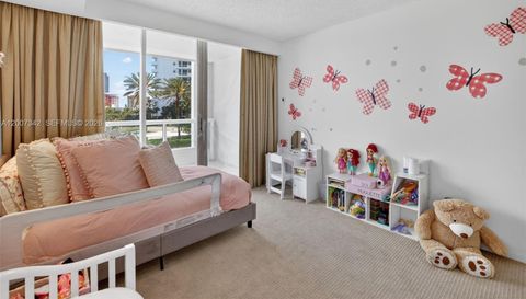 21205 Yacht Club Dr