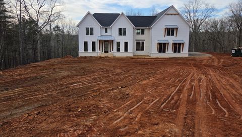 7048 Nichols Cove Dr