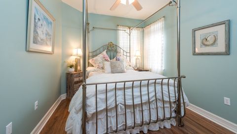 2000 Tarpon Bay Dr N,Naples