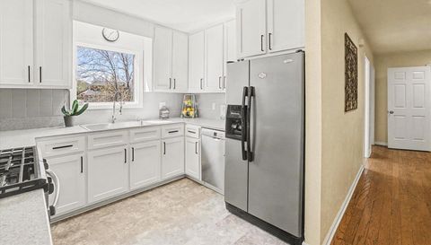 6611 Crooked Creek