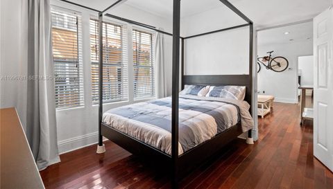 1027 Pennsylvania Ave