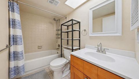 2617 BARKSDALE COURT