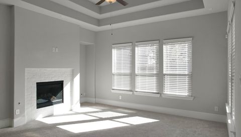 16807 Hemlock Grove Dr