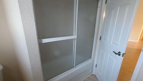 5398 Oxford Manor Cir