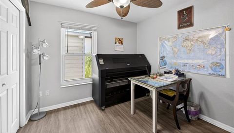 15144 HENNIPEN CIRCLE